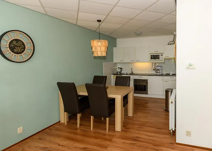 Zanddijk 113, Aan Zee 줄리아나도르프